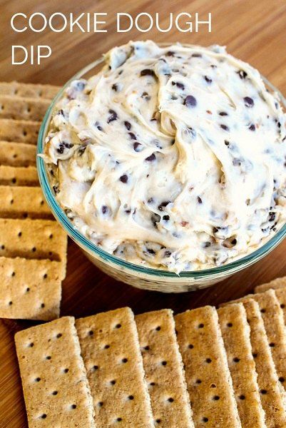 Find tons of super bowl party food menu ideas. 75 Super Bowl recipes to feed a crowd. Superbowl food from appetizers, main dish and dessert! Super Bowl Recipes, Party Food Menu Ideas, Desserts Superbowl, Food Menu Ideas, Recipes To Feed A Crowd, Cookie Dough Dip Recipe, Party Food Menu, Super Bowl Party Food, Superbowl Food