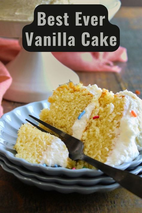 Looking for an easy and delicious gluten-free cake to make for all your celebrations? Then you need to make this gluten-free vanilla cake. | Vanilla Cake | Easy Recipe | grainfreetable.com Homemade Gluten Free Cake Mix Recipes, Super Moist Gluten Free Vanilla Cake, Gluten Free Cakes Recipes, Gluten Free Yellow Cake Recipe, Gluten Free Cake Mix Recipes, Vanilla Cake Easy, Gluten Free White Cake, Gluten Free Vanilla Cake Recipe, Gluten Free Cake Recipes Easy