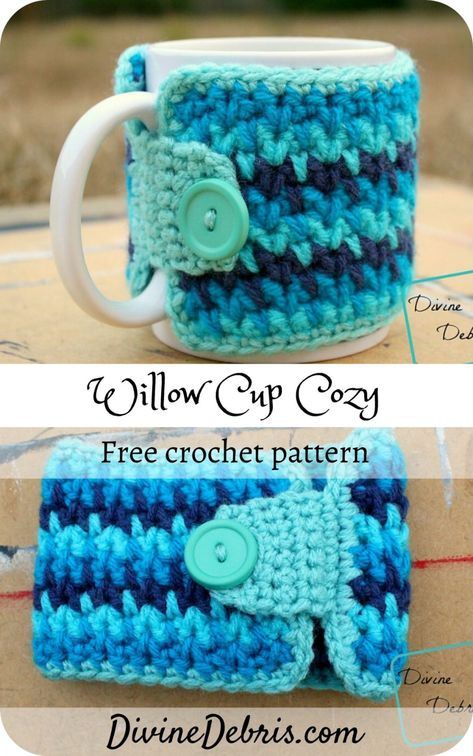 Willow Cup Cozy free crochet pattern by DivineDebris.com Mug Cover, Cup Cozy Pattern, Crochet Mug, Crochet Mug Cozy, Crochet Coffee Cozy, Crochet Bobble, Crochet Cup Cozy, Foundation Single Crochet, Cozy Crochet Patterns