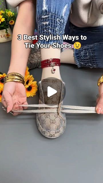 Gadget It Now on Instagram: "3 Best Stylish Ways to Tie Your Shoes  😉 . 📌 Don't forget to follow @gadgetitnow.us and save this post for more awesome ideas. . #shoelace #shoelaces #tieyourshoes #shoelover #usa #lifehack #lifeskills #simplifyyourlife #usefultips #styletips" Stylish Shoes For Women Sneakers, Ways To Do Laces, Shoelace Tying Ideas, Tying Sneakers Shoe Lacing, Tiring Shoe Laces, Different Ways Of Tying Shoelaces, How To Make Lace Up Shoes Slip On, Tieing Shoes Lace, Unique Shoelace Patterns