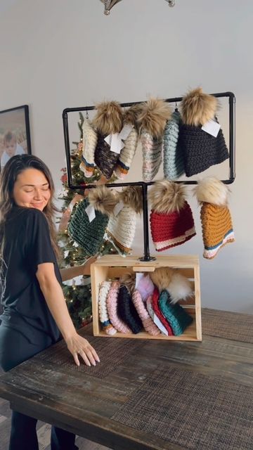 Knit Hat Display Ideas, Beanie Hat Display Ideas, Beanie Display Boutique, Beanie Display Ideas Craft Fairs, Vendor Hat Display Ideas, Knitted Hat Display Ideas, Crochet Hat Display Ideas, Hat Vendor Booth Display Ideas, Hat Stands Diy Ideas