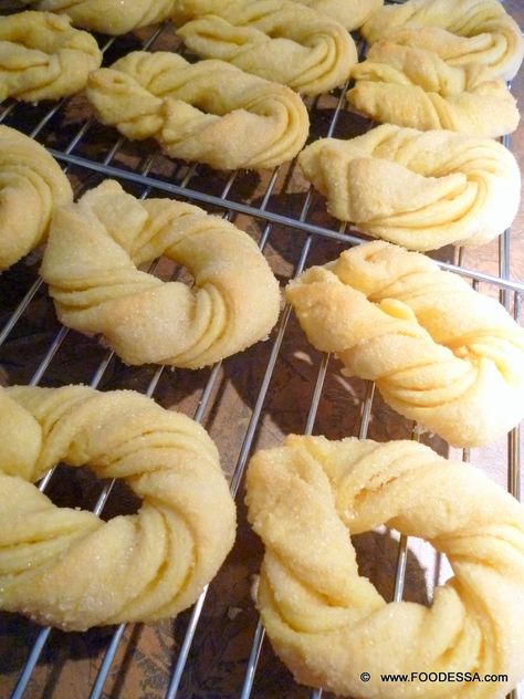 Sour Cream Twists, Pastry Cookie, Yeast Bread Recipes, Sweet Treats Recipes, Orange Zest, Sweets Recipes, Dry Yeast, Holiday Desserts, No Bake Cookies