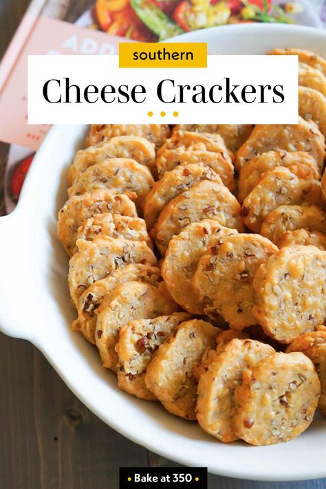 Savory Cheese Crackers, Spiced Crackers Recipe, Cheese Cracker Recipes Homemade, Crushed Ritz Cracker Recipes, Cheddar Cheese Desserts, Puff Pastry Crackers, Baked Cheese Crackers, Southern Cheese Biscuits, Savory Crackers Recipe Snacks