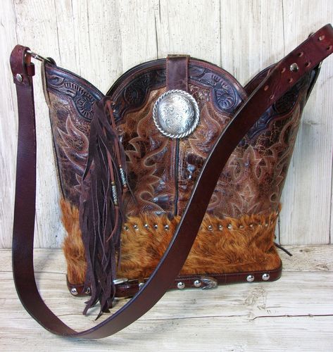 Top Shelf Cowboy Boot Purse with Fringe TS294 https://christhompsonbags.com/products/handmade-leather-purse-cowboy-boot-purse-western-leather-purse-ts294 Chris Thompson Bags #Bestseller Best Cowboy Boots, Purse With Fringe, Boot Purse, Totes Boots, Cowboy Boot Purse, Fringe Cowboy Boots, Statement Purse, Hipster Purse, Handmade Leather Tote