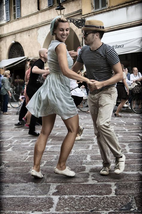 Lindy Hop Flash Mob. Flash Mob itinerant in the city center of Parma, Italy. The , #Sponsored, #itinerant, #city, #center, #Mob, #Lindy #ad Ballroom Dancing Photography, Swing Dance Outfit, Ballroom Dance Photography, Dancing Photography, Parma Italy, Belly Dancing Classes, Sangeet Dance, Yoga Kurse, Jitterbug