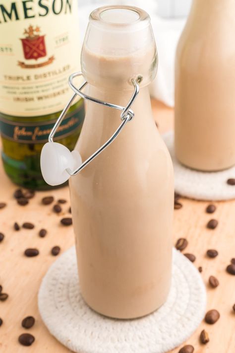 Made with 6 simple ingredients, this Homemade Baileys Irish Cream is perfect for adding to your morning coffee, cocktails, and desserts. An easy copycat recipe! How To Make Irish Cream, Homemade Irish Cream Coffee Creamer, Homemade Irish Cream Recipe, Irish Cream Recipe Drinks, Baileys Recipes Drinks, Baileys Irish Cream Coffee, Homemade Baileys Irish Cream, Baileys Irish Cream Recipes, Baileys Fudge