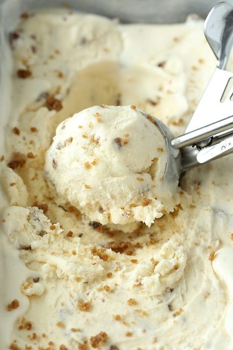 Satisfy your sweet tooth with this amazingly delicious No Churn Butterscotch Ice Cream that comes together in a flash. Perfectly textured, nutty, creamy & loaded with tons of flavor. Need I say more! #butterscotchicecream #egglessicecream #butterscotch #nochurnicecream #summerdesserts #frozentreats #summericecream Ice Cream Butterscotch, Butterscotch Ice Cream Aesthetic, Ice Cream Lab, Ice Cream Bar Recipe, Butterscotch Ice Cream, Hazelnut Ice Cream, Sugar Free Ice Cream, Frozen Treats Recipes, Vegan Ice Cream Recipe