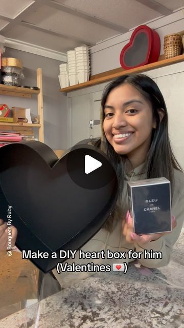 Bouquets By Ruby Houston💖 on Instagram: "1.2 Million on Tik Tok in just 1 day <3 💙 Valentines DIY gift for men ** I don’t provide cologne!!**" Red Gift Ideas For Him, Diy Mens Bouquet, Diy Men Gift Baskets, Men’s Valentines Gifts Diy, Diy Surprise Box Gift Ideas Boyfriend, Men Bouquet Ideas, Cologne Gift Ideas Boyfriends, First Birthday Boyfriend Gifts, Gift Boxes For Men Diy