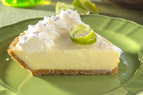 Creamy Key Lime Pie, Easy Key Lime Pie, Frozen Key Lime Pie, Key Lime Pie Easy, Key Lime Pie Recipe, Lime Pie Recipe, Keylime Pie Recipe, Center Ideas, Lime Pie