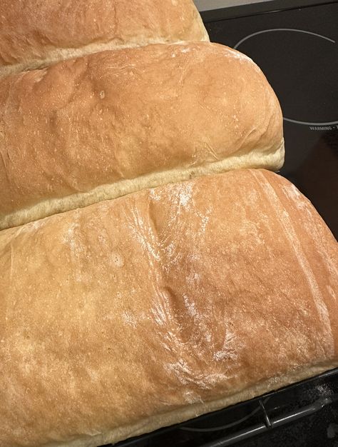 Super Simple 6 Ingredient Sandwich Bread Recipe - Dinner at the McGills’ Plain Quick Bread, Sandwich Bread Without Yeast, Sandwich Bread Recipe No Yeast, Easy Sandwich Bread No Mixer, Basic Quick Bread Recipe, Spoon Bread, Sandwich Bread Recipes, Muffin Bread, Breads & Buns