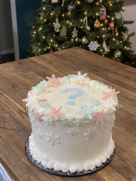 Gender Reveal Party Winter Theme, White Christmas Gender Reveal, Christmas Gender Reveal Cake Ideas, Gender Reveal Christmas Cake, Christmas Gender Reveal To Family, Gender Reveal Theme Winter, Gender Christmas Reveal, Cold Gender Reveal Ideas, Christmas Light Gender Reveal