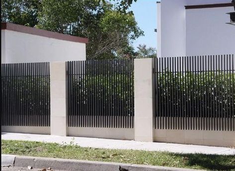 Fence Steel Design, Steel Fencing Ideas, Concrete And Metal Fence, Front Fence Lighting, Stone And Metal Fence, Vertical Fence Ideas Modern, Modern Iron Fence, Pool Boundary Fence Ideas, Modern Front Fence Design