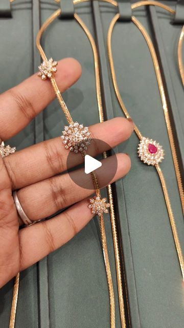 Sujee'z Vlogs on Instagram: "Diamond thali mogapu chain 🤩@pothysswarnamahal" Thali Chains With Side Pendant, Chains With Diamonds, Thali Chain With Side Pendants, Jewel One Jewellery Collection, Diamond Mugappu Thali Chain Designs, Diamond Mogappu Thali Chain, Mugappu Thali Chain Designs Gold, Thali Chains Gold Latest Models, Mugapu Thali Chain Latest