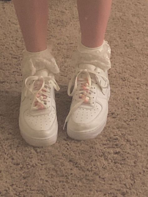 cute white air forces sneakers inspo , cute pink laces & white ruffle socks , coquette downtown girl aesthetic Frilly Socks Aesthetic, Ruffle Socks Outfit, Coquette Sneakers, White Ruffle Socks, Coquette Shoes, Pink Shoes Outfit, Socks Aesthetic, Ruffle Socks, Frilly Socks