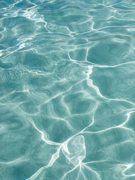 Turquoise Beach Aesthetic, Turquoise Water Aesthetic, Clear Beach Aesthetic, Calm Mood Aesthetic, Light Blue Water Aesthetic, Aesthetic Water Photos, Summer Water Aesthetic, Serenity Blue Aesthetic, Turquoise Water Beach