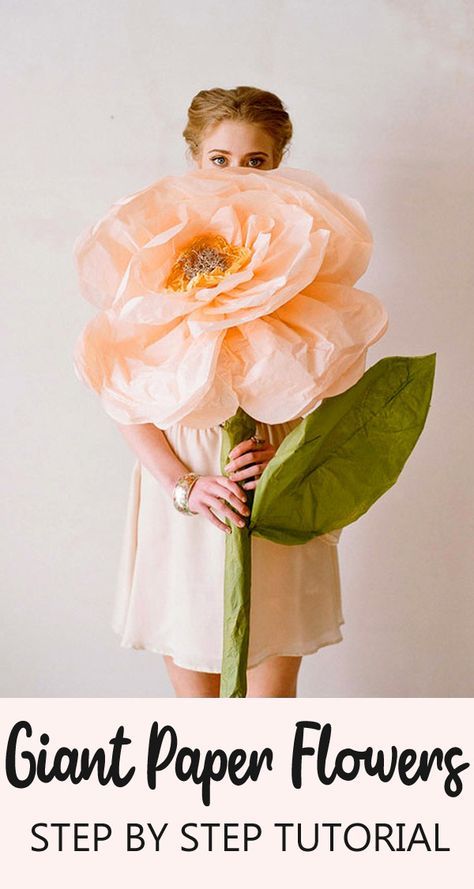 DIY Giant Paper Flowers Tutorial Giant Paper Flower Tutorial, Big Paper Flowers, Giant Paper Flowers Diy, Wonderland Design, Giant Paper Flower, Diy Fleur, Spring Lookbook, Fleurs Diy, Large Paper Flowers