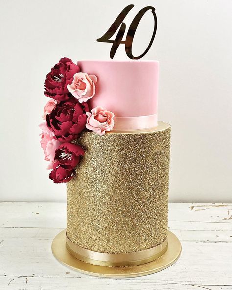 Sandy's Cakes on Instagram: “This double barrel 8 inch and regular 6 inch two tier cake looked spectacular sitting among the beautiful decorations provided by…” Double Tier Cake Design, Double Tier Cake, Double Barrel Cake, Barrel Cake, Two Tier Cake, 6 Cake, Beautiful Decorations, Tier Cake, Double Barrel