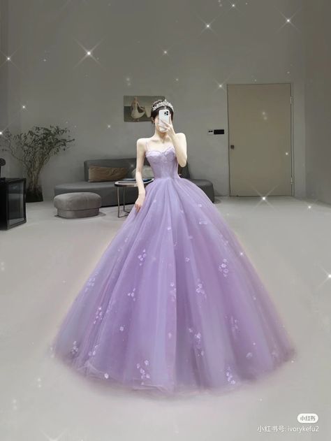 Purple Gown For Debut Elegant, Light Purple Princess Dress, Pastel Purple Dress Formal, Xv Dresses Purple, Purple Ball Gown Princesses, Purple Gown For Debut, Light Purple Ball Gown, Debut Gowns 18th Elegant, Dress Ungu