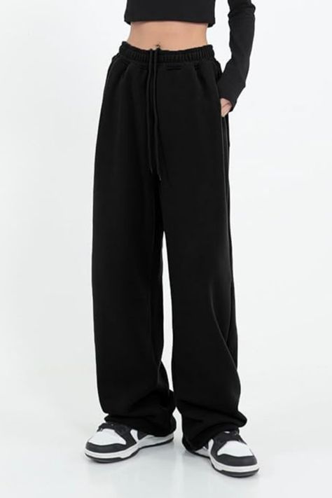 Experience the perfect blend of style and comfort with Women's Wide Leg Sweatpants. These casual, loose-fitting yoga pants are the epitome of cozy chic. Embrace the laid-back vibes with the comfy lounge joggers, featuring a trendy wide leg design for a touch of flair. Complete with convenient pockets, these baggy sweatpants redefine casual elegance. Elevate your relaxation game and stay on-trend effortlessly! 💖👖 #SweatPantsForWomen #WideLegSweatpants #CasualChic #ComfyLounge #JoggersFashion Baggy Gym Pants, Wide Joggers, Wide Leg Sweats, Baggy Joggers, Wide Leg Joggers, Wide Leg Pants Outfit, Pants Comfy, School Gym, Baggy Sweatpants