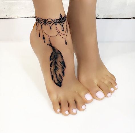 Feather Anklet Tattoo, Amy Tattoo, Anklet Tattoo, Tato Mandala, Ankle Bracelet Tattoo, Anklet Tattoos, Foot Tattoos For Women, Bridal Mehendi, Inspiration Tattoos