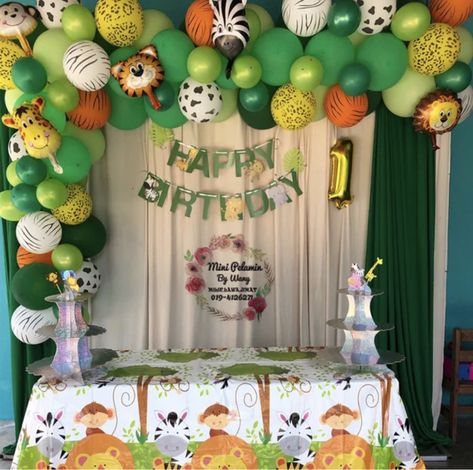 Best Birthday Decoration, Safari Invitations, Jungle Party Decorations, Boys Birthday Party Decorations, Zoo Theme, Happy Birthday Decor, Jungle Theme Parties, Table Cloth Decorations, Jungle Theme Birthday