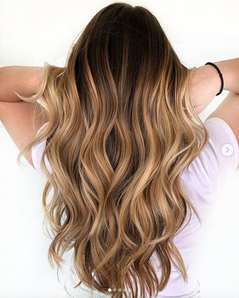 Honey Balayage, Honey Hair Color, Hair Color Caramel, Balayage Blonde, Caramel Balayage, Caramel Hair, Hair Ombre, Haircut Styles, Hair Color For Women