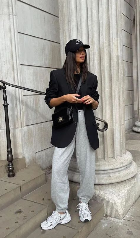 Black Blazer 2023 Outfit, Athleisure Blazer Outfit, Baseball Hat Blazer Outfit, Black Blazer Outfit Street Styles, Grey And Black Outfits Casual, Fall Styling Outfits, Sweats With Blazer Outfit, Sport Blazer Women Outfit, Blazer Hat Outfit