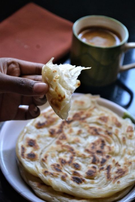 Somun Bread Recipe, Flaky Bread Recipes, Marocan Recipes, Moroccan Bread Recipe, Vegan Moroccan Recipes, Saj Bread Recipe, Moroccan Flatbread Recipe, Moroccan Flatbread, Moroccan Pancakes