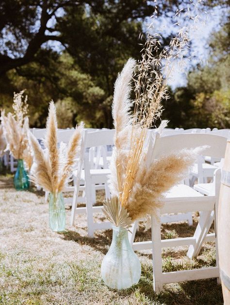 Boho wedding, boho wedding aisle, pampas grass, green accent vases, Vases Down Wedding Aisle, Alien Wedding, Rana Pratap, Boho Ceremony, Wheat Wedding, Greenery Wedding Bouquet, Pampas Grass Wedding, Wedding March, Aisle Decorations