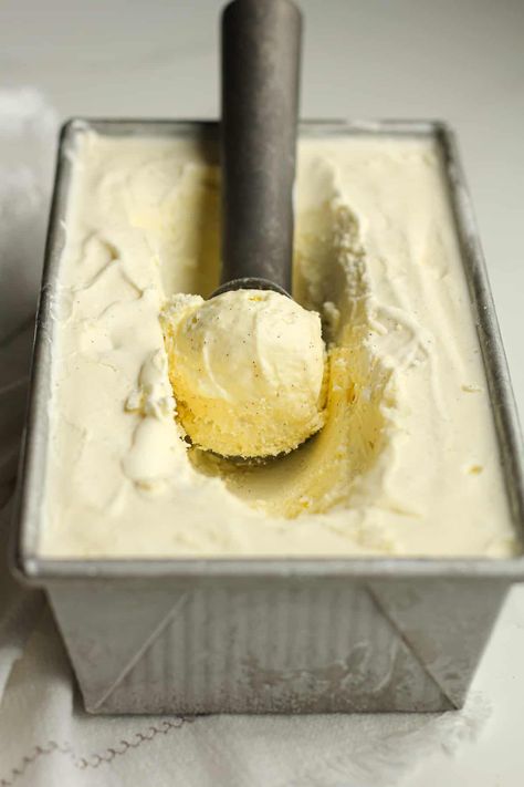 Homemade Vanilla Bean Ice Cream Vanilla Bean Ice Cream Recipe, Homemade Vanilla Bean Ice Cream, Kitchen Aid Ice Cream Recipes, Pie And Ice Cream, Kitchen Aid Ice Cream, Pumpkin Spice Sugar Cookies, Spice Sugar Cookies, Progressive Dinner, Apple Spice Cake