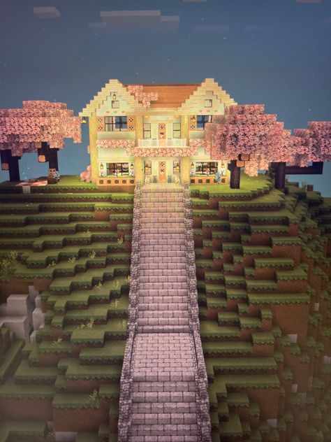 Cutesy Minecraft House, Minecfrat Houses Aesthetic, Minecraft Cute Pink House, Mc Pink House, Minecraft House Coquette, Pink House In Minecraft, Minecraft Area Ideas, Cute Girly Minecraft Houses, Cafe Ideas Minecraft