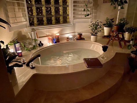 Bathtub Aesthetic, Large Bathtub, Cozy Bath, Bath Aesthetic, Cozy Bathroom, Bathtub Decor, Garden Tub, Jacuzzi Tub, Dream House Rooms