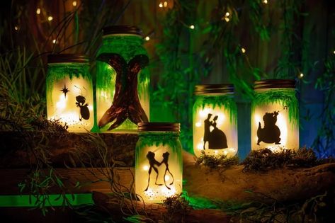 Princess And The Frog Wedding Theme, Princess And The Frog Sweet 16, Mason Jar Center Piece, Frog Decorations, Mason Jar Center, Enchanted Forest Quinceanera Theme, Frog Wedding, Frog Classroom, Princess Tiana Birthday Party