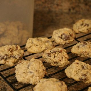 Chunk Cookies Recipe, Best Coleslaw Recipe, Joy Cookies, Stew Beef, Almond Joy Cookies, Barbara Bush, Chocolate Oats, Oatmeal Chocolate Chip, Favorite Cookie Recipe