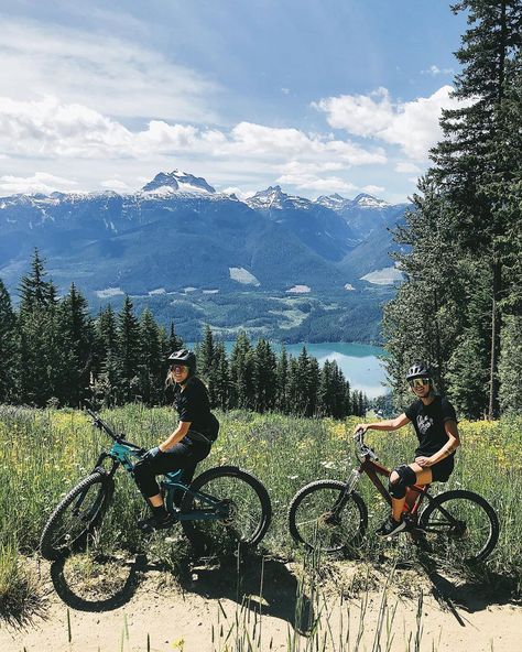 Mtn Biking Aesthetic, Mountain Biking Aesthetic, Mountain Bike Aesthetic, Bike Women Cycling, Biking Aesthetic, Training Aesthetic, Outdoor Hobbies, Mountain Bike Riding, Mountain Biking Women