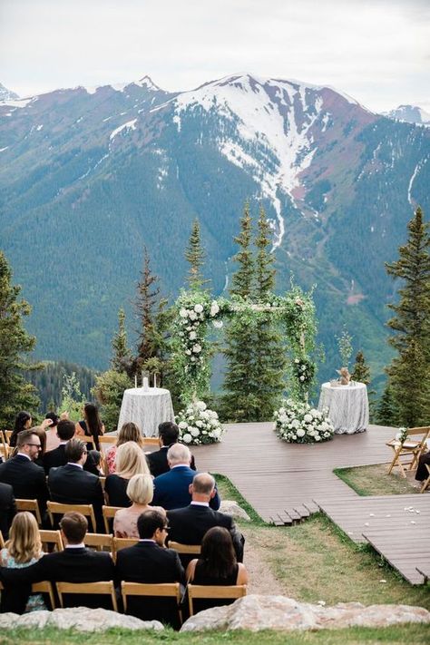 Summer Wedding Ceremony, Mountain Top Wedding, Mountain Wedding Venues, Theme Nature, Dream Wedding Venues, Colorado Wedding Venues, Destination Wedding Locations, Future Wedding Plans, Outdoor Wedding Venues