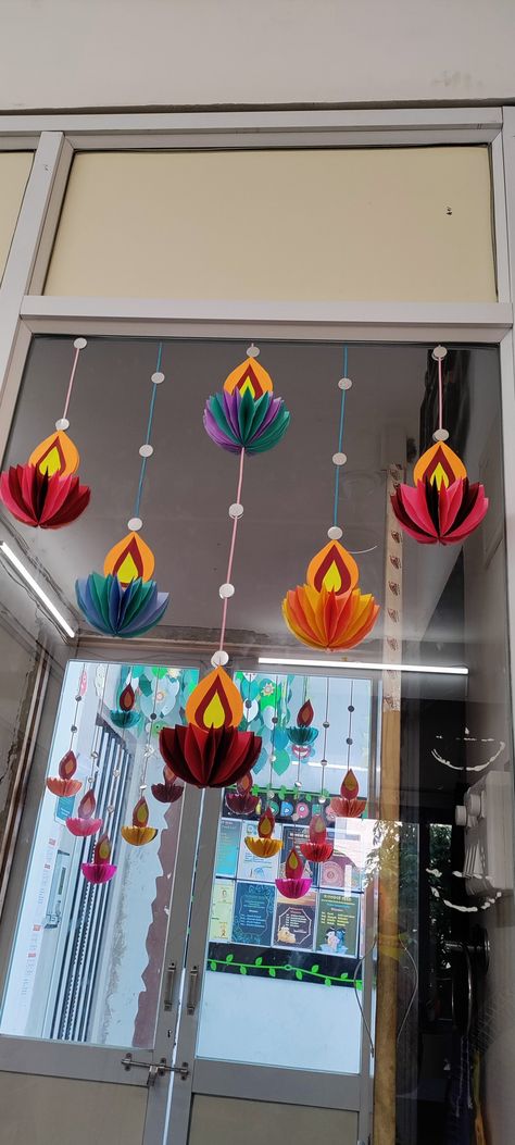 Diwali Decorations Office Diy, Classroom Diwali Decoration Ideas, Vijayadasami Decorations In School, Diwali Classroom Decoration Indian, Diwali Decor At School, Diwali Crafts With Paper, Diwali Bottle Decoration, Diy Diwali Toran Ideas, Diwali Decoration On Wall