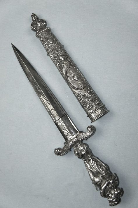 Fantasy dagger