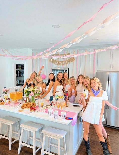 Preppy Brunch Party, Pastel Bday Decor, 22nd Birthday Brunch Ideas, At Home Bday Party Ideas, Cute Pink Birthday, Girly Bday Party Ideas, 21st Bday Poster Ideas, Sweet 16 Party Ideas Preppy, Birthday Pregame