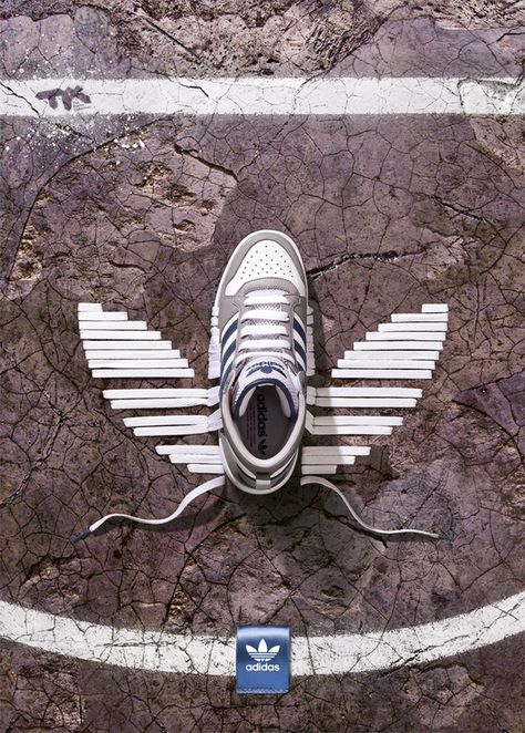 ADIDAS Funny Commercial Ads, Adidas Ad, Guerrilla Marketing, Sports Advertising, Clever Advertising, Gq Fashion, Funny Commercials, Commercial Ads, 광고 디자인