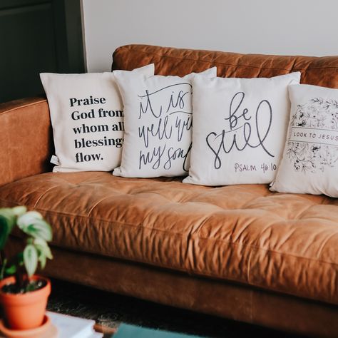 Christian Book Store Ideas, Godly Home Decor, Christian Decorations Home, Christian Apartment Decor, Christian House Decor, Christian Decor Ideas, Prayer Room Ideas Decor Christian, Christian Blankets, Christian Branding