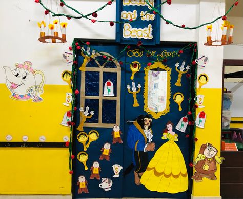 Book week themed decor for the classroom. Inspired by Fantasy world characters. Beauty And The Beast Classroom Door, Beauty And The Beast Classroom Theme, Beauty And The Beast Classroom, Magical Classroom, Halloween Door Decorations Classroom, Grinch Door, Class Door Decorations, Teaching Rules, Classroom Door Decor