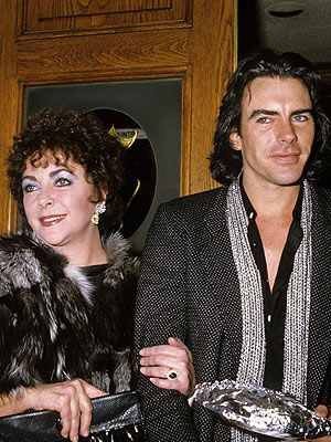 Elizabeth Taylor & son Elizabeth Taylor Children, Elizabeth Taylor's Husbands, Michael Wilding, Elizabeth Taylor Cleopatra, Michael Todd, Liz Taylor, Violet Eyes, Extraordinary Women, Old Hollywood Stars