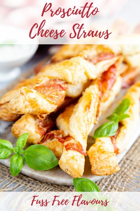 Prosciutto Puff Pastry, How To Make Prosciutto, Ham Cheese Puff Pastry, Puff Pastry Cheese, Pastry Twists, Christmas Nibbles, Holiday Apps, Puff Pastry Twists, Bread Twists