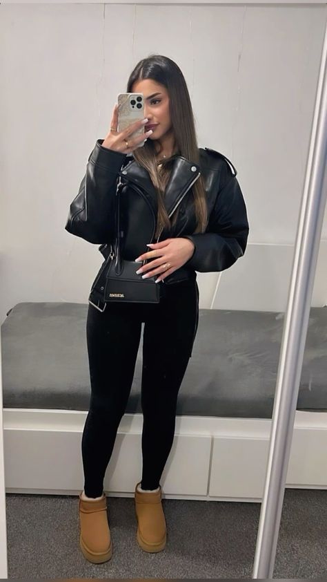 Black Outfits Ideas, Lederhosen Outfit, All Black Outfits, Modele Fitness, Zara Drip, Look Legging, Cute Looks, Leggings Outfits, Mode Zara