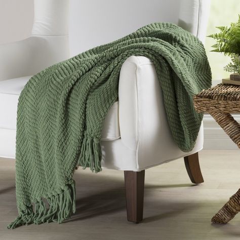 Nader Tweed Knitted Throw Blanket for the end of the bed Green Throw Blanket, Green Throw, Knit Throw Blanket, Interior Modern, Designer Throws, Cheap Decor, Knitted Throws, Basement Remodeling, Crochet Home