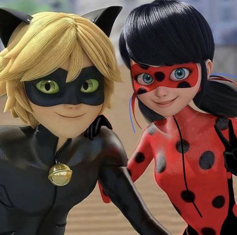 Catnoir And Ladybug, Ladybug Cat Noir, Adrian And Marinette, Long Hair Tips, Ladybug And Cat Noir, Miraculous Wallpaper, Free Overlays, Miraculous Ladybug Fanfiction, Marinette And Adrien