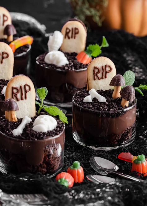 Halloween Dirt Pudding Cups - Celebrations at Home Dirt Cake Pudding Cups, Dirt Pudding Halloween Graveyard, Halloween Fruit Parfait, Dirt In A Cup Dessert, Halloween Cake Mold Recipes, Halloween Creme Brulee, Halloween Graveyard Dirt Cups, Halloween Dinner Party Desserts, Mini Couldren Snacks