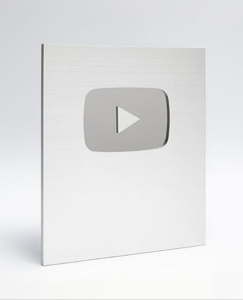 Youtube Plaque 100k, 100k Youtube Plaque, Youtube 100k Plaque, 100k Play Button, Youtube Plaque, 100k Youtube, Cake Men, Gold Play Button, Blood Type Personality