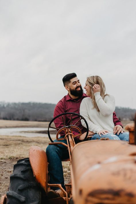 Tractor Couple Photoshoot, Engagement Photos With Tractor, Tractor Photoshoot Ideas, Tractor Family Photos, Wedding Farm Photos, Tractor Engagement Photos, Tractor Family Pictures, Tractor Engagement Pictures, Farmer Engagement Pictures